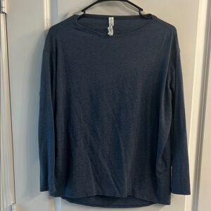 lululemon athletica Back in Action Long Sleeve Tee